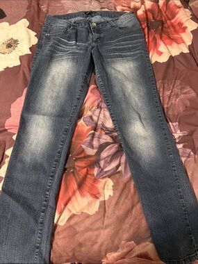 lei Women’s Faded Dark Blue Skinny Jeans